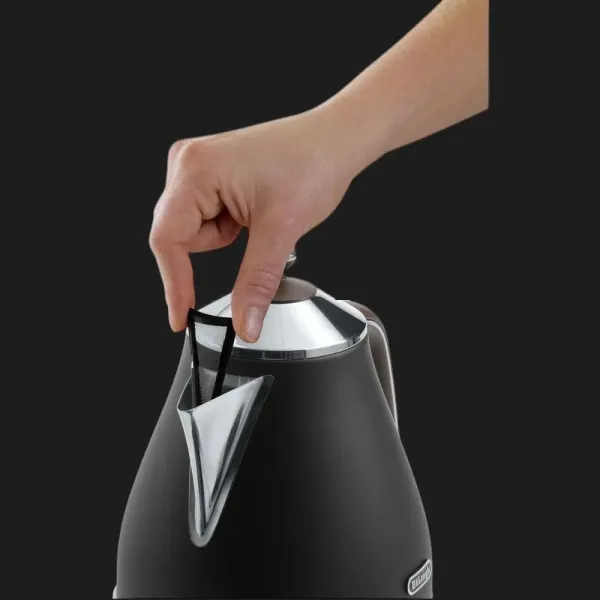 Електрочайник DeLonghi Icona Vintage KBOV 2001 BK