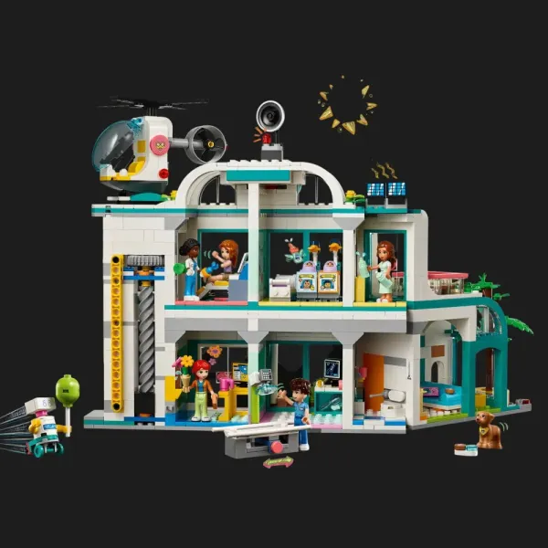 Конструктор LEGO Friends Лікарня в Хартлейк-Сіті (42621)