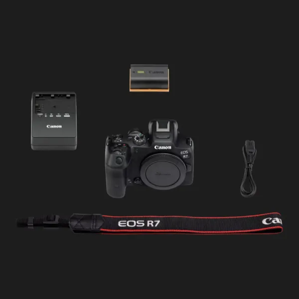 Цифровий фотоапарат Canon EOS R7 Body (Black) (5137C041) (Standard)